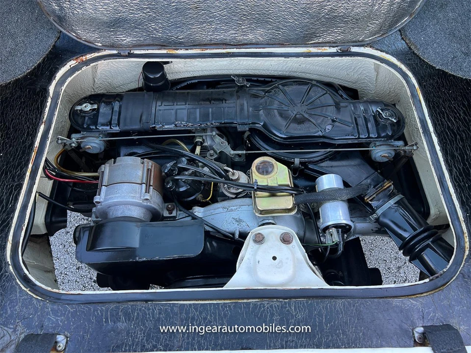 1973 Volkswagen Karmann Ghia - Image 10 of 31
