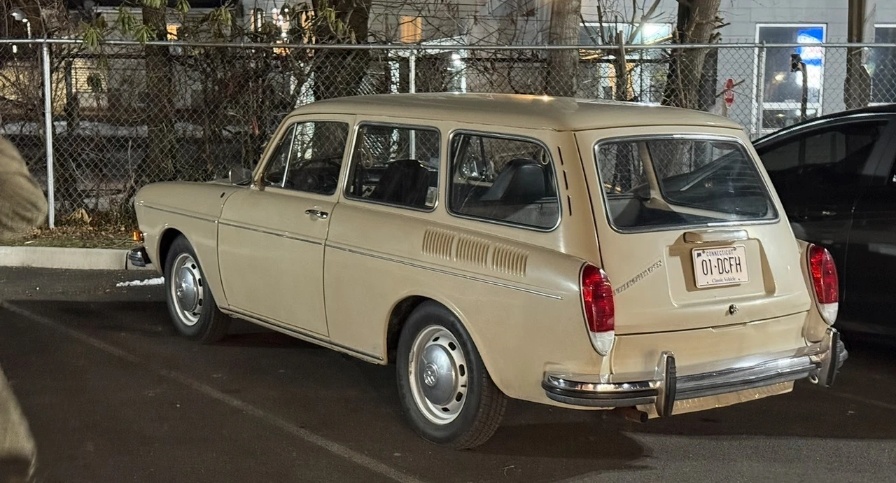 1973 Volkswagen Type 2 - Image 12 of 18