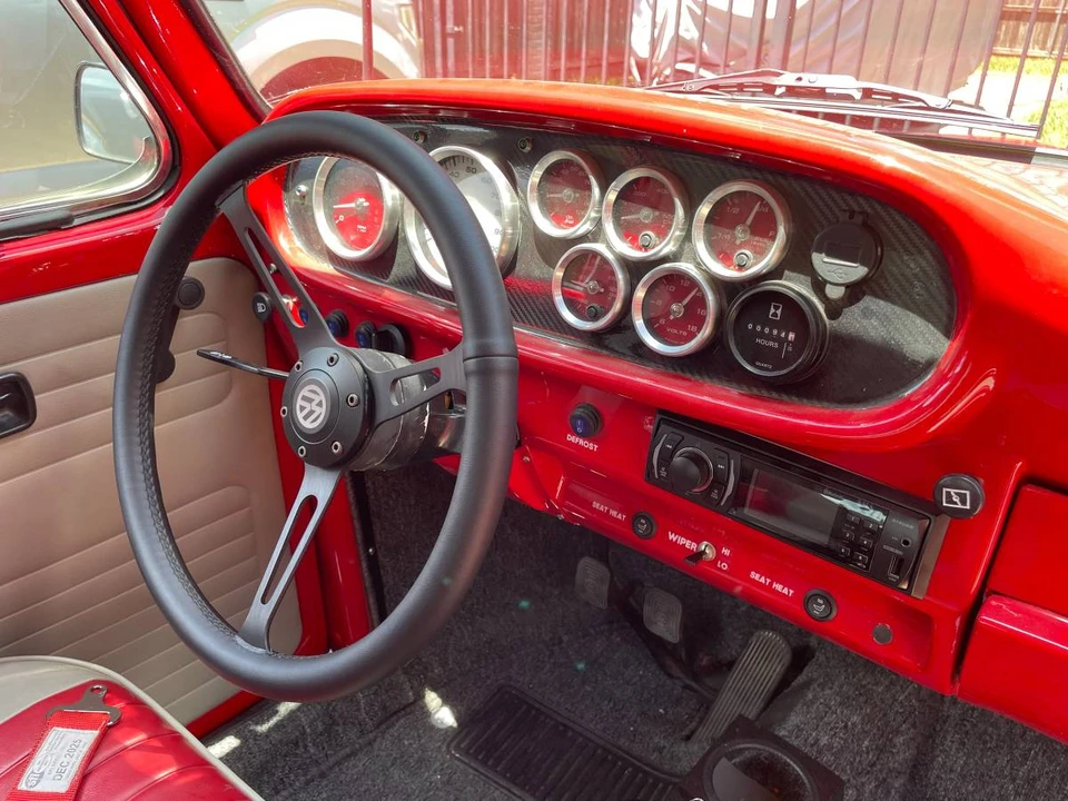 1973 Volkswagen Super Beetle - Image 10 of 15