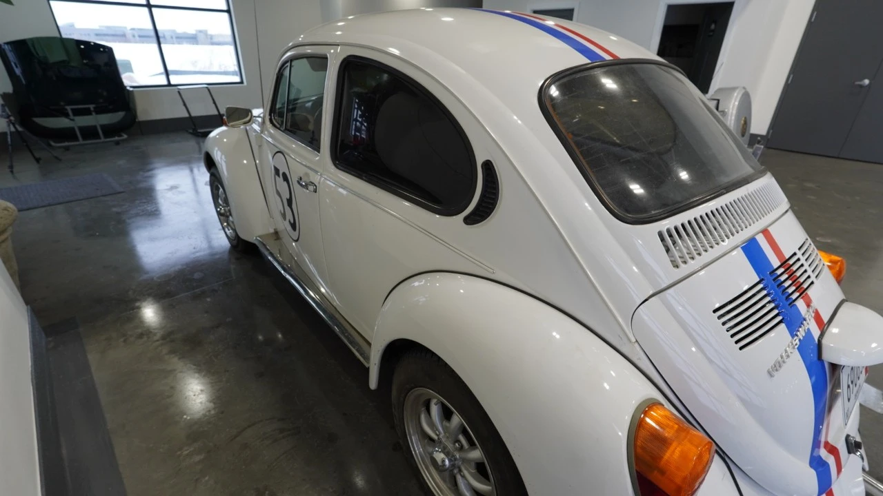 1973 Volkswagen Super Beetle - Image 13 of 21