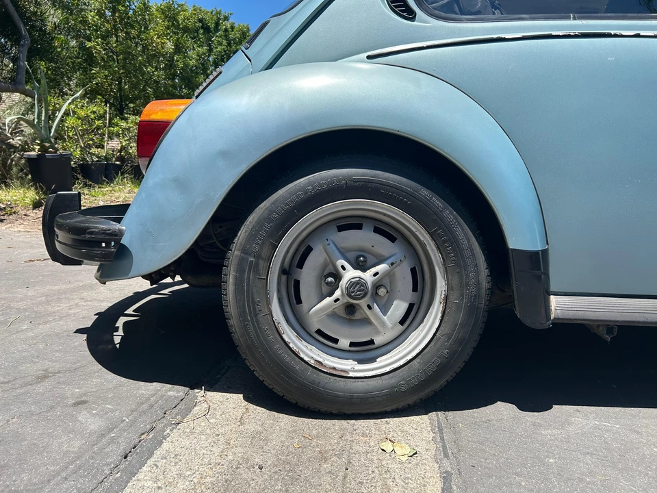 1973 Volkswagen Super Beetle - Image 16 of 31
