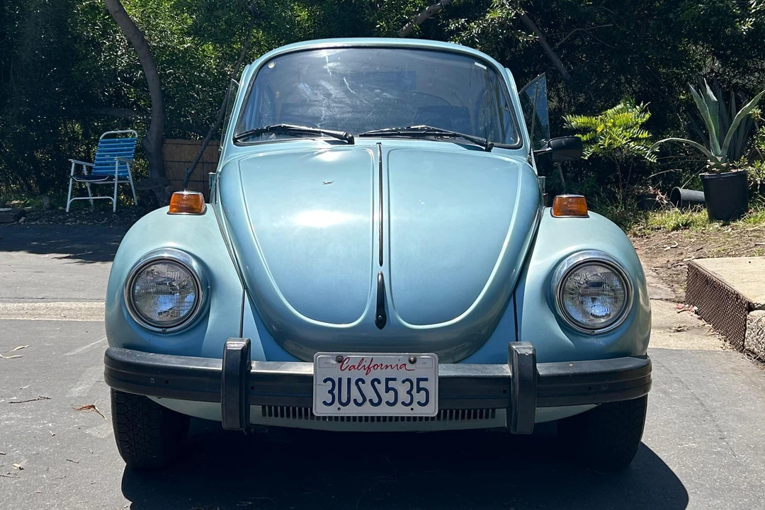 1973 Volkswagen Super Beetle - Image 2 of 31