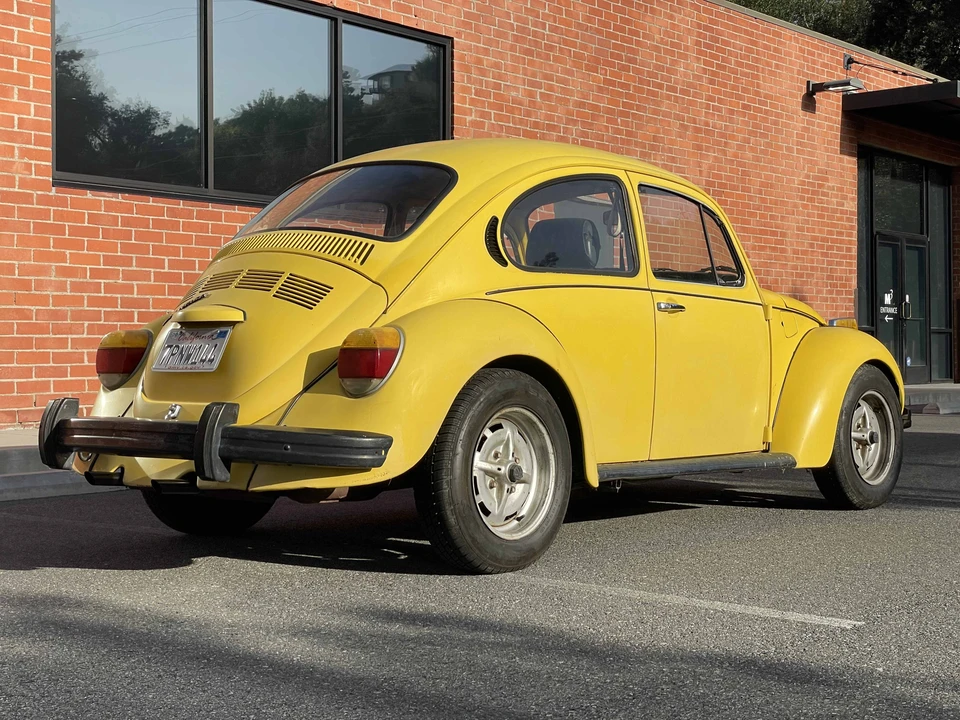 1973 Volkswagen Super Beetle - Image 10 of 31