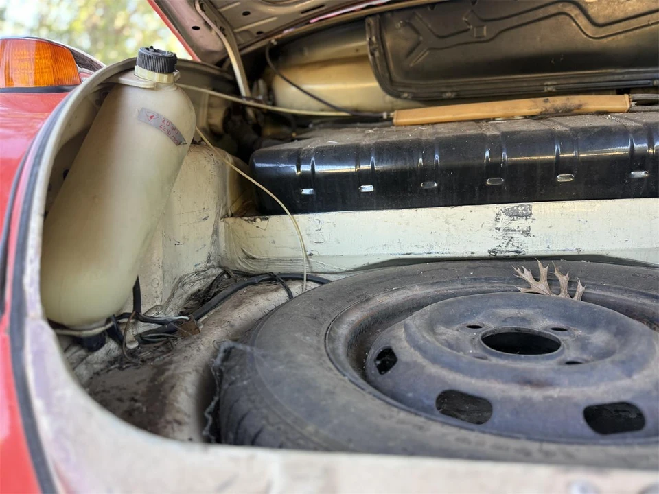 1973 Volkswagen Super Beetle - Image 23 of 31