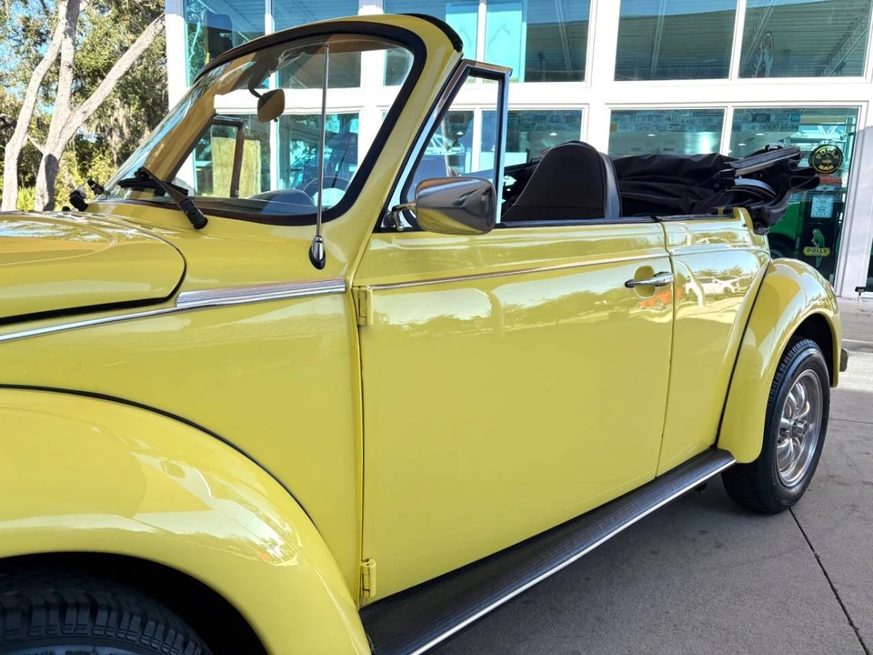 1973 Volkswagen Super Beetle - Image 13 of 21