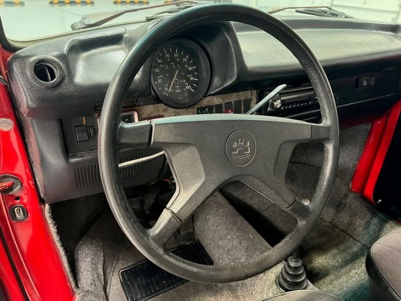 1973 Volkswagen Super Beetle - Image 20 of 31