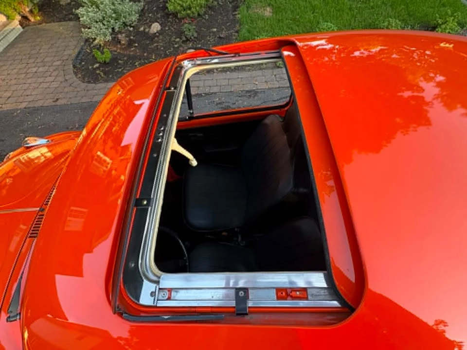 1973 Volkswagen Super Beetle - Image 7 of 16