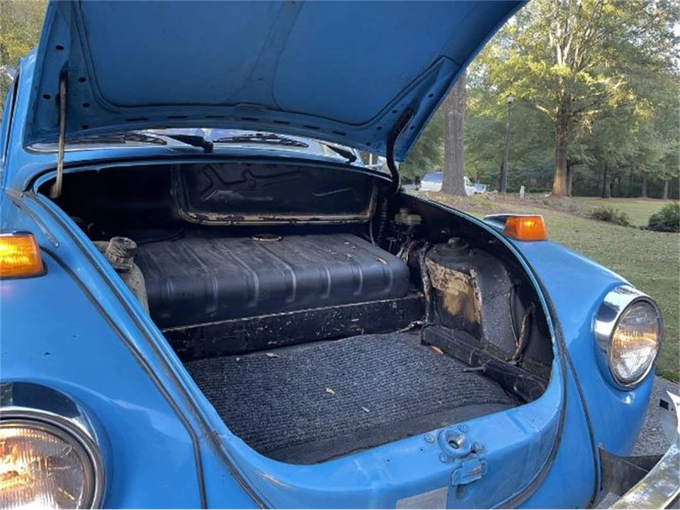 1973 Volkswagen Super Beetle - Image 6 of 12