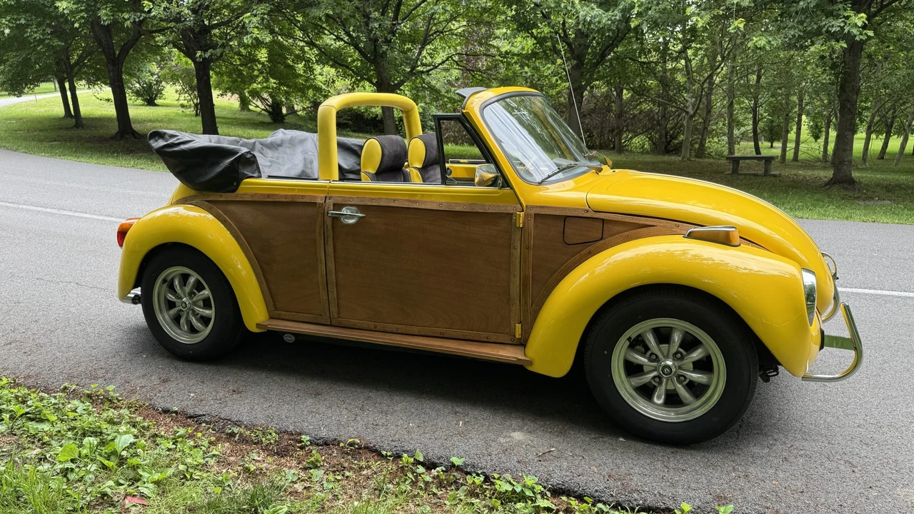 1973 Volkswagen Super Beetle - Image 6 of 31