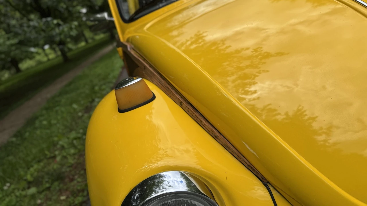1973 Volkswagen Super Beetle - Image 25 of 31