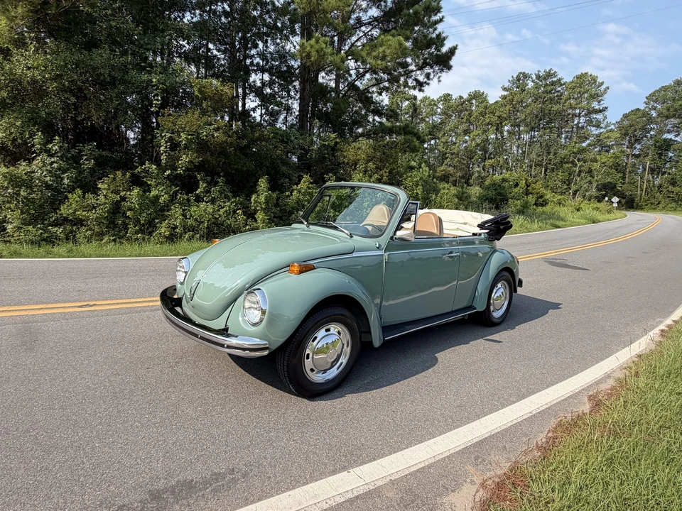 1973 Volkswagen Super Beetle - Image 11 of 31