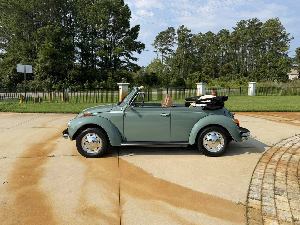 1973 Volkswagen Super Beetle - Image 9 of 31