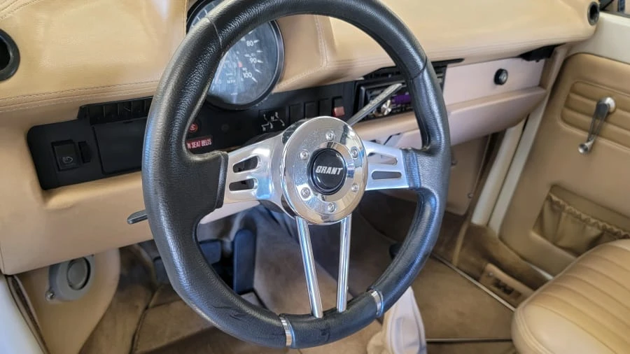 1973 Volkswagen Super Beetle - Image 4 of 23