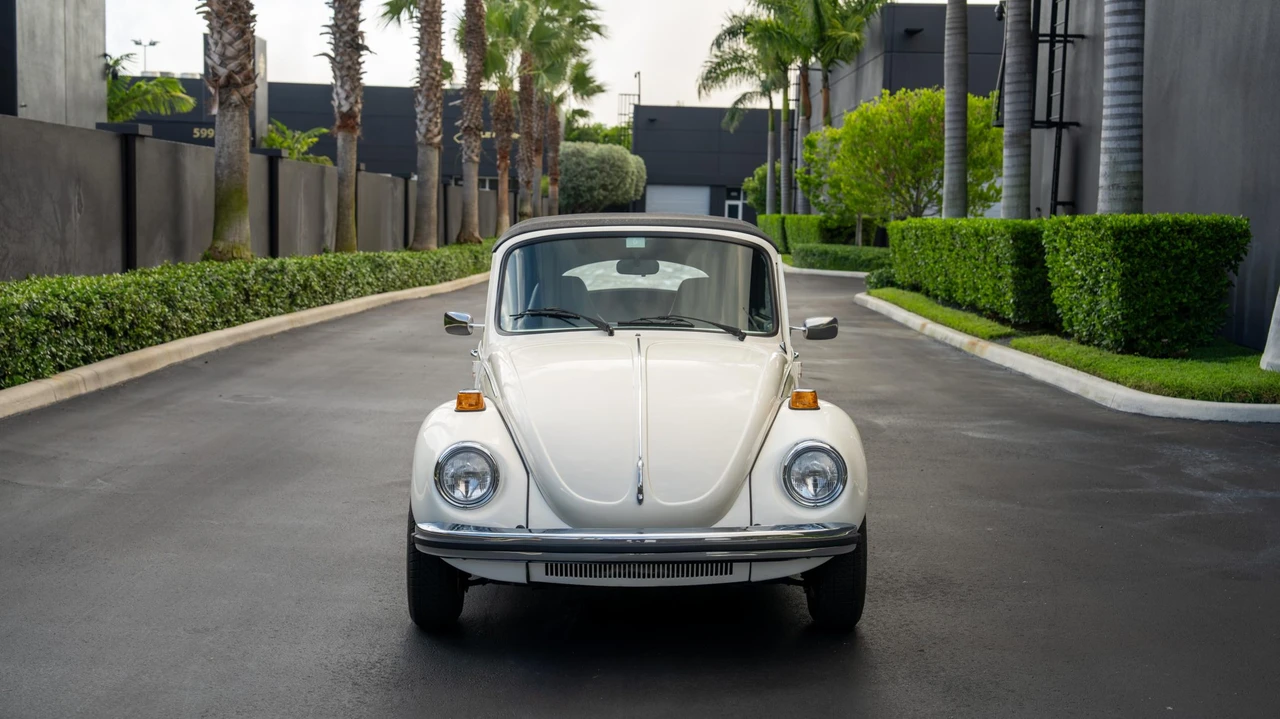 1973 Volkswagen Super Beetle - Image 3 of 31