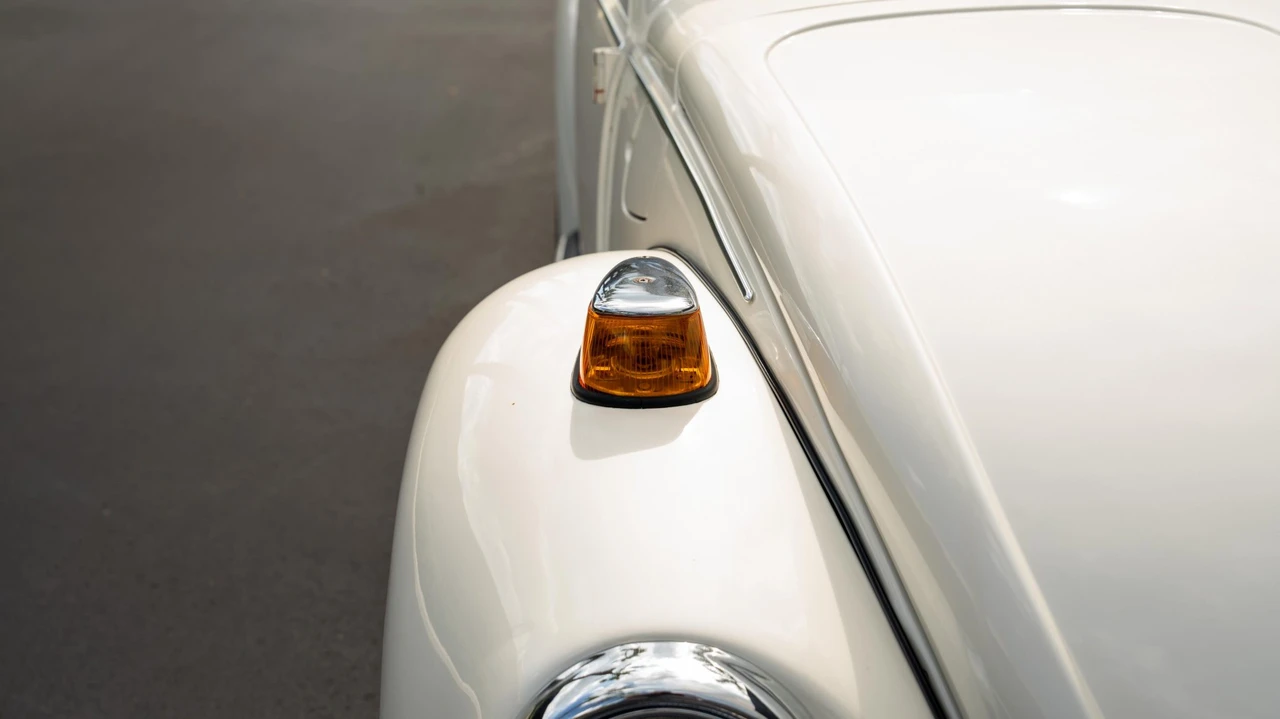 1973 Volkswagen Super Beetle - Image 28 of 31