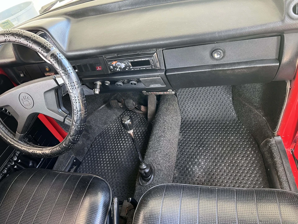 1973 Volkswagen Super Beetle - Image 29 of 31