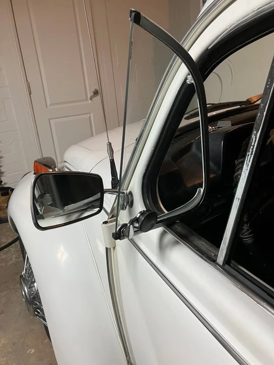 1973 Volkswagen Super Beetle - Image 2 of 7