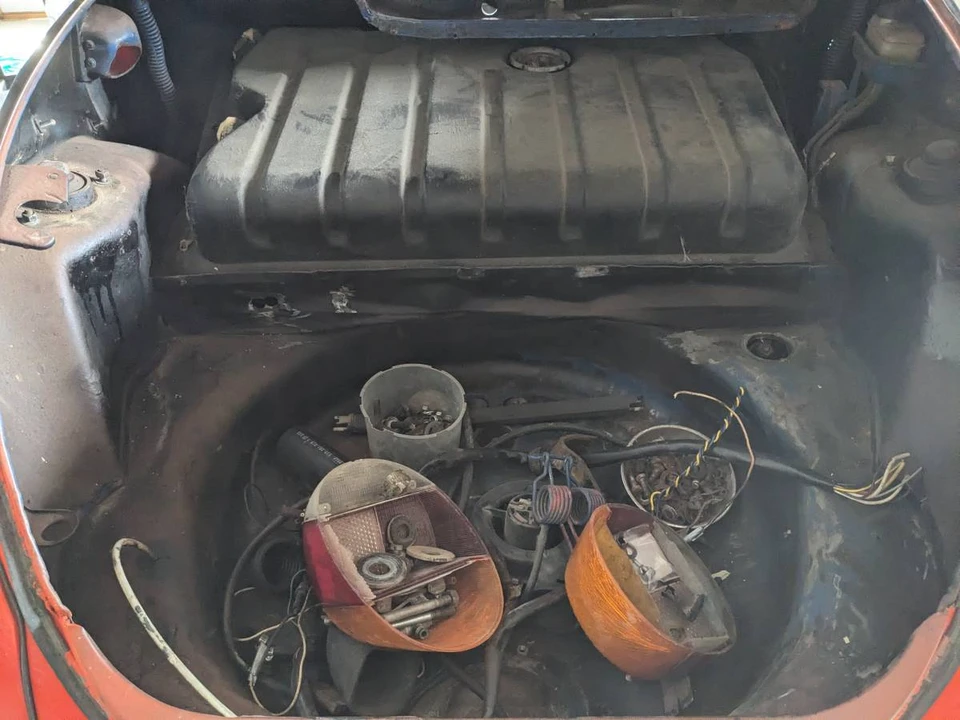 1973 Volkswagen Super Beetle - Image 5 of 24