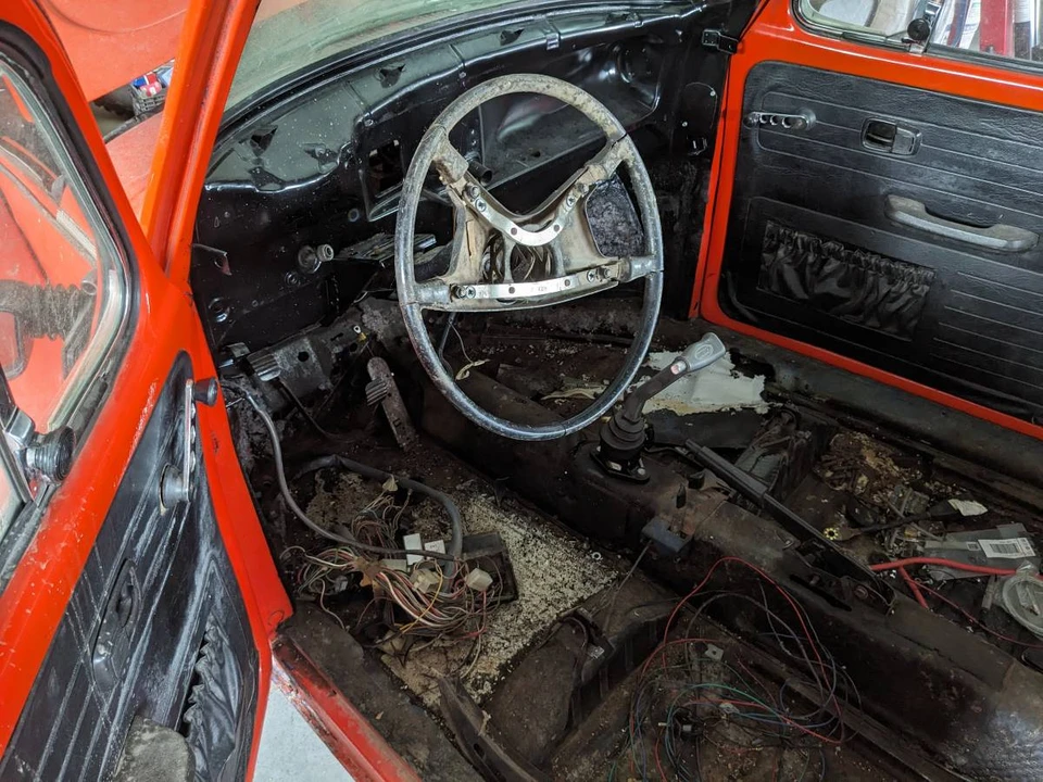 1973 Volkswagen Super Beetle - Image 3 of 24