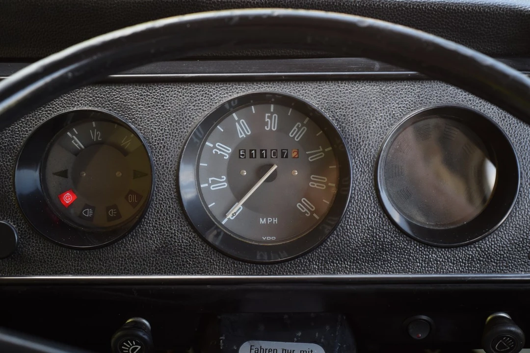 1973 Volkswagen Bay-Window Bus - Image 30 of 30