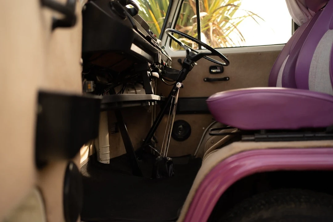 1973 Volkswagen Bay-Window Camper - Image 28 of 30