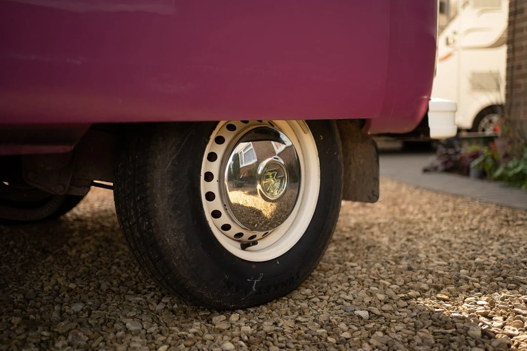 1973 Volkswagen Bay-Window Camper - Image 18 of 30