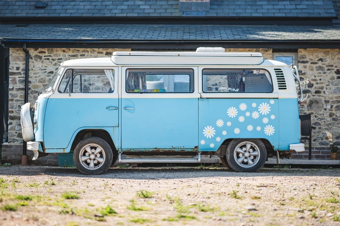 1973 Volkswagen Bay-Window Camper - Image 8 of 30