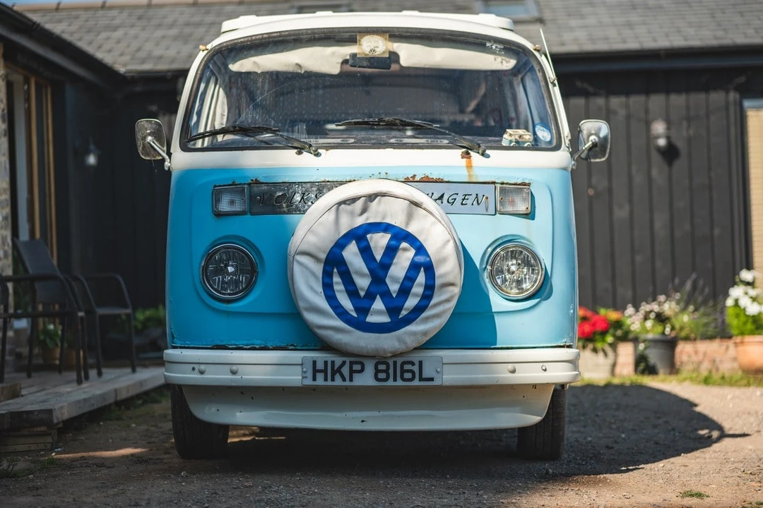 1973 Volkswagen Bay-Window Camper - Image 2 of 30