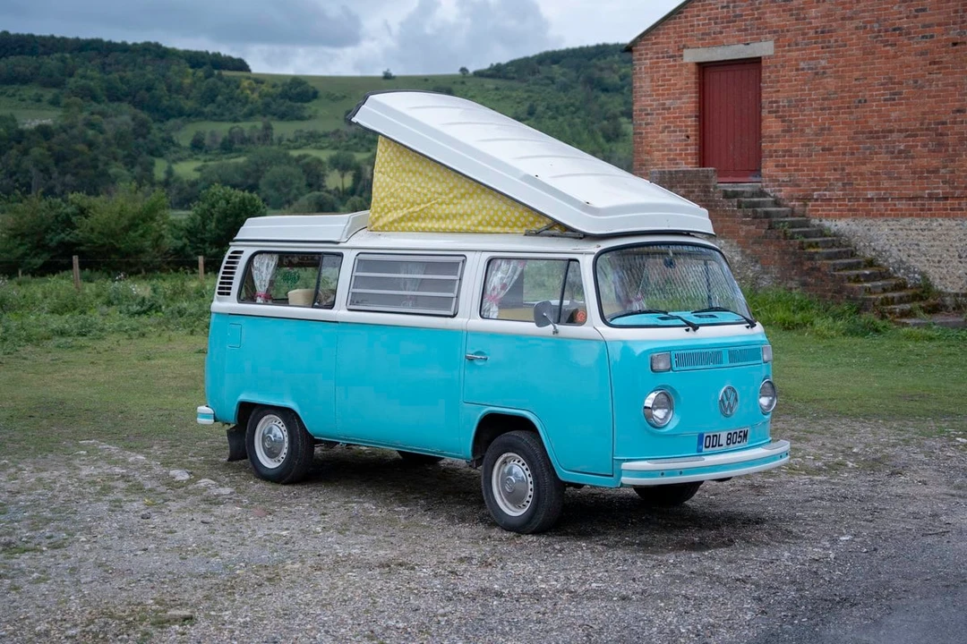 1973 Volkswagen Bay-Window Camper - Image 9 of 30