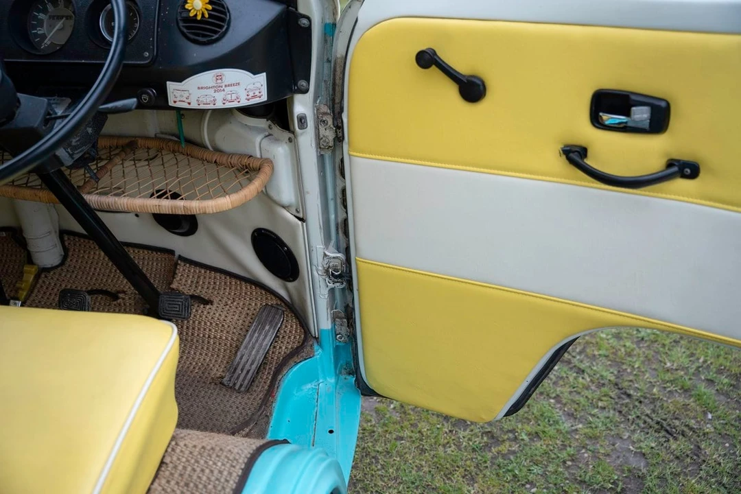 1973 Volkswagen Bay-Window Camper - Image 18 of 30