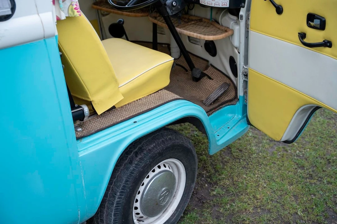 1973 Volkswagen Bay-Window Camper - Image 17 of 31