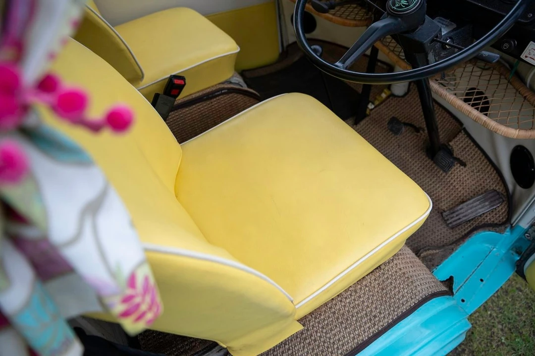 1973 Volkswagen Bay-Window Camper - Image 20 of 31