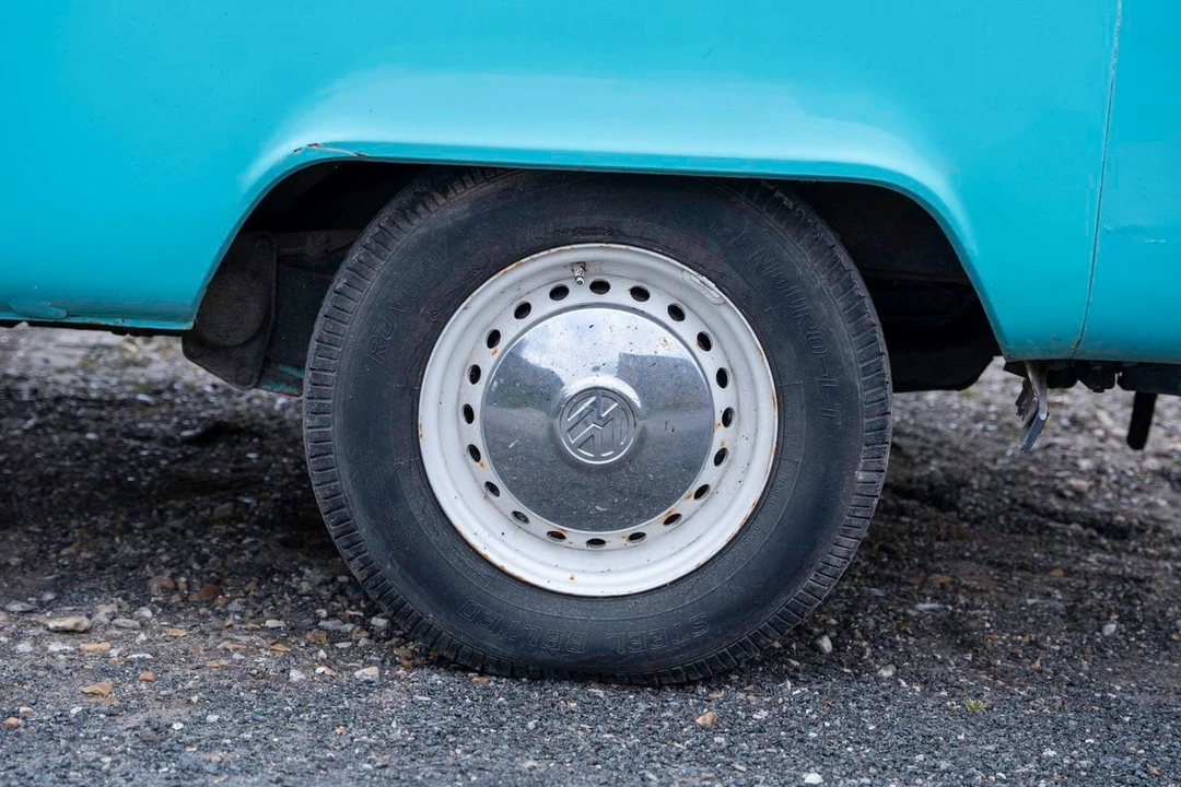 1973 Volkswagen Bay-Window Camper - Image 13 of 31