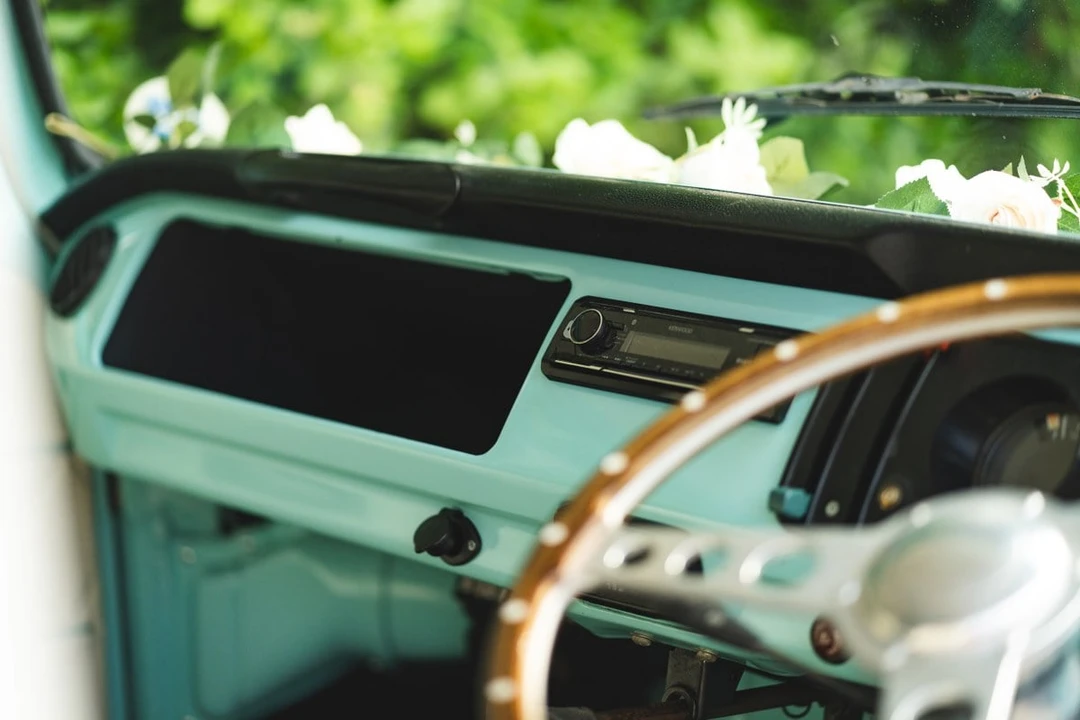 1973 Volkswagen Bay-Window Camper - Image 29 of 30