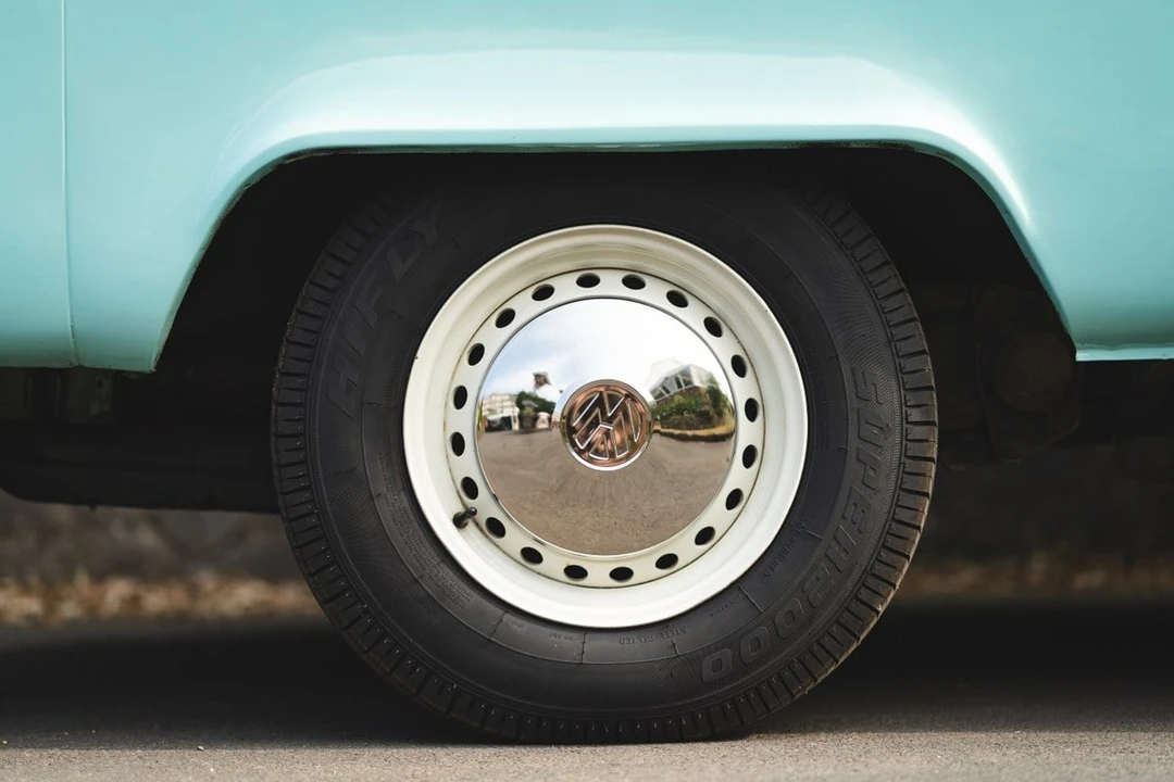 1973 Volkswagen Bay-Window Camper - Image 11 of 30