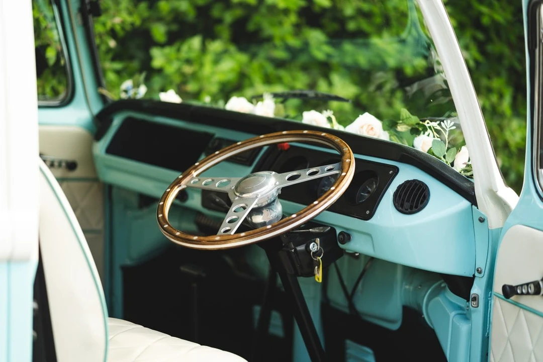 1973 Volkswagen Bay-Window Camper - Image 15 of 30