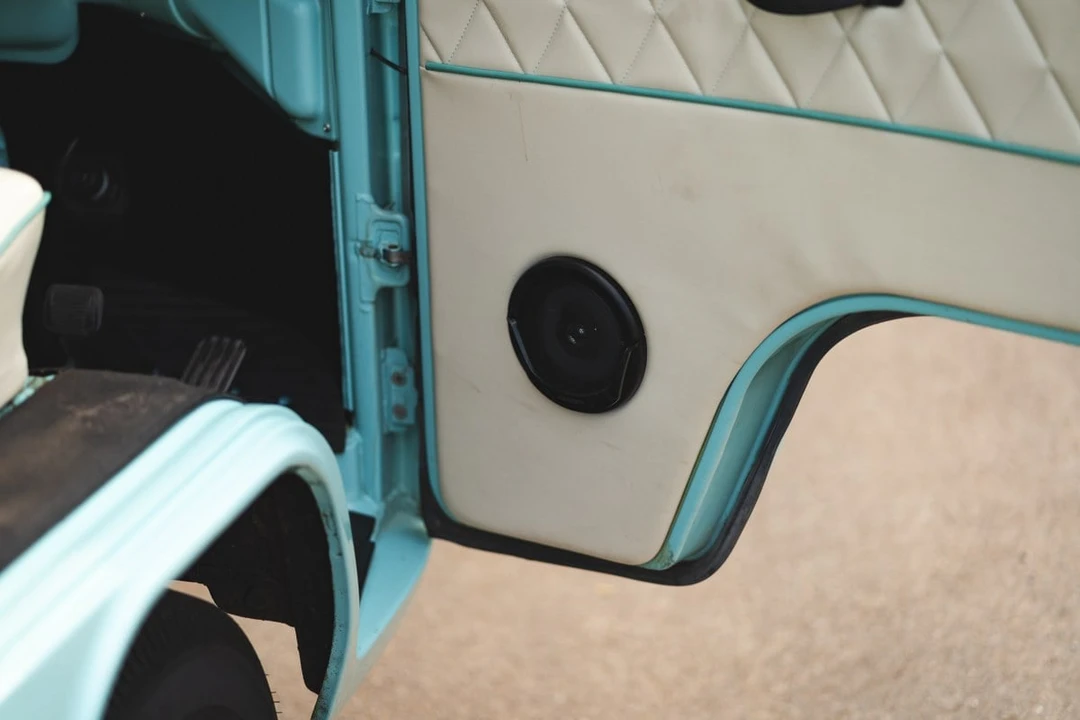 1973 Volkswagen Bay-Window Camper - Image 21 of 30