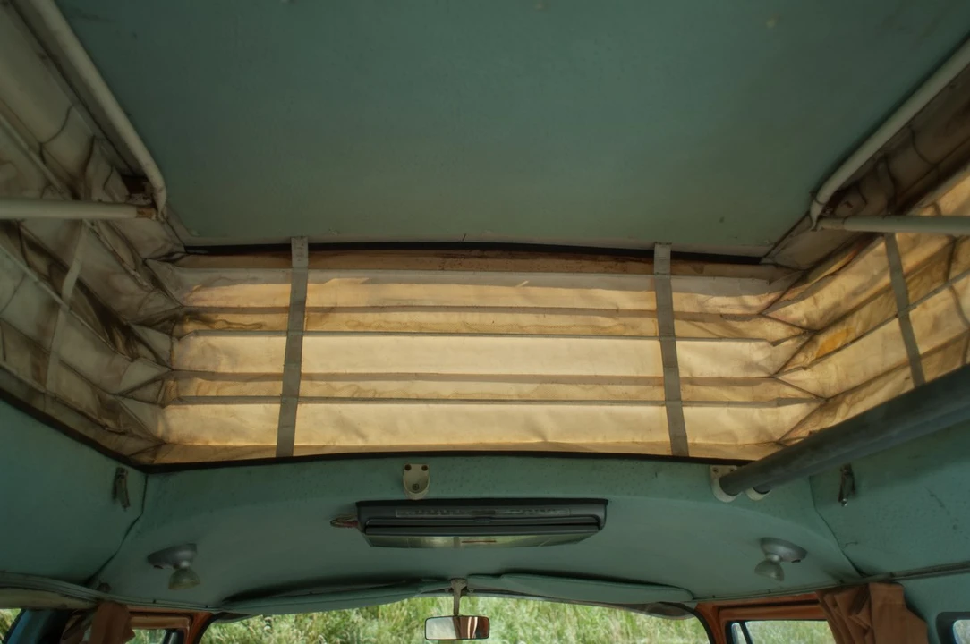 1973 Volkswagen Bay-Window Camper - Image 21 of 30