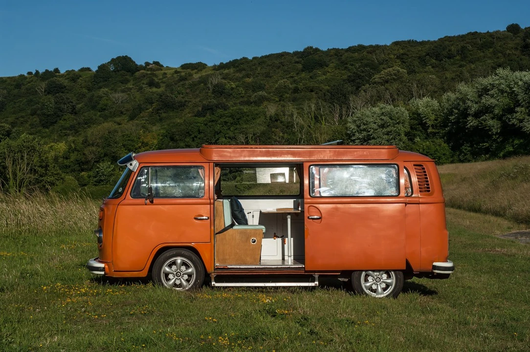 1973 Volkswagen Bay-Window Camper - Image 10 of 30