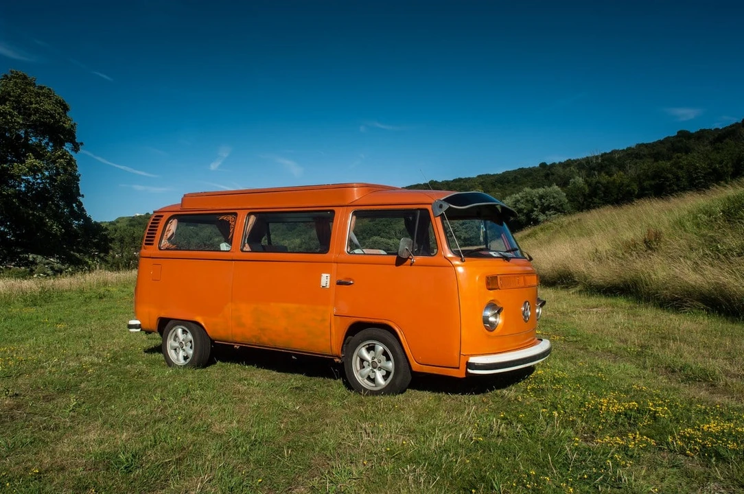 1973 Volkswagen Bay-Window Camper - Image 6 of 30