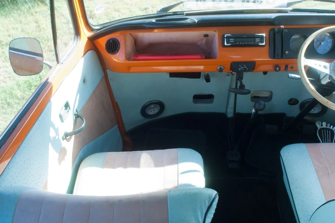 1973 Volkswagen Bay-Window Camper - Image 24 of 30