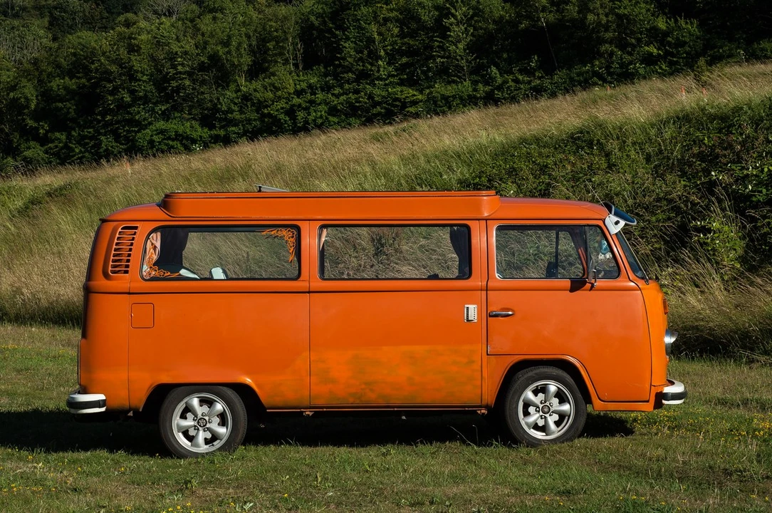 1973 Volkswagen Bay-Window Camper - Image 5 of 30