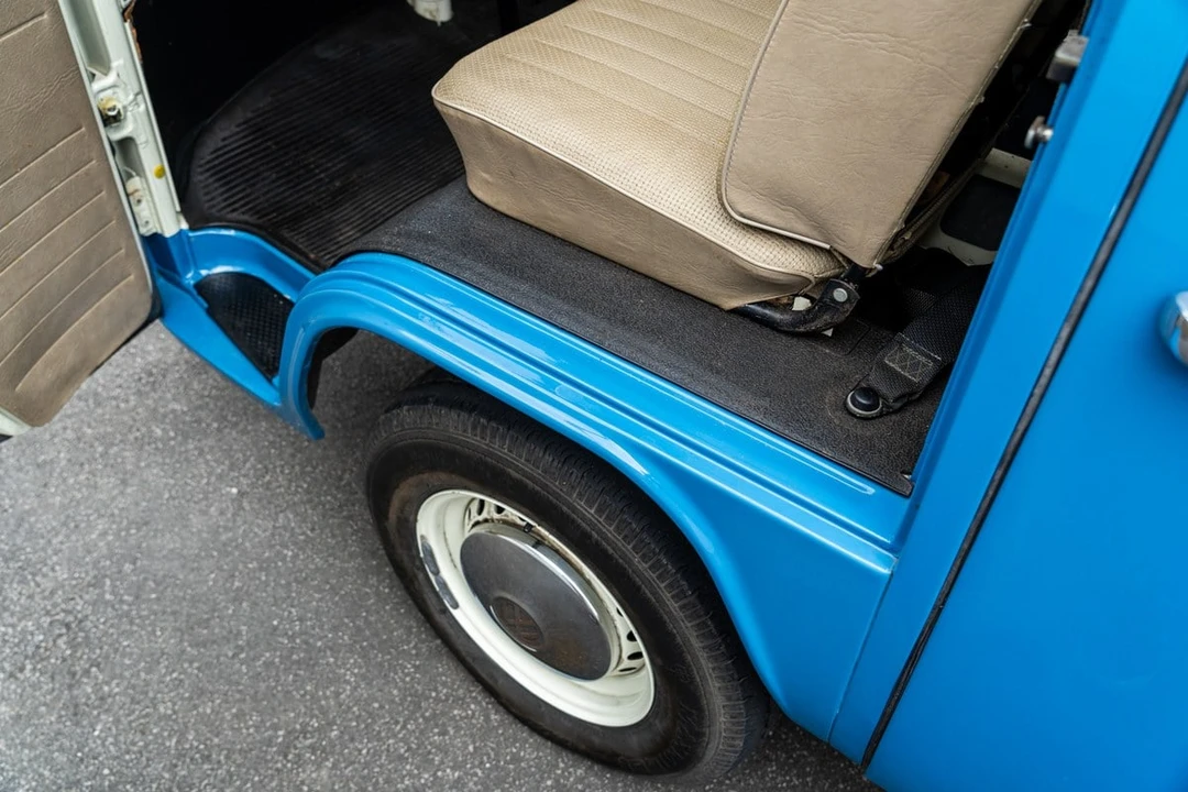 1973 Volkswagen Bay-Window Camper - Image 27 of 30