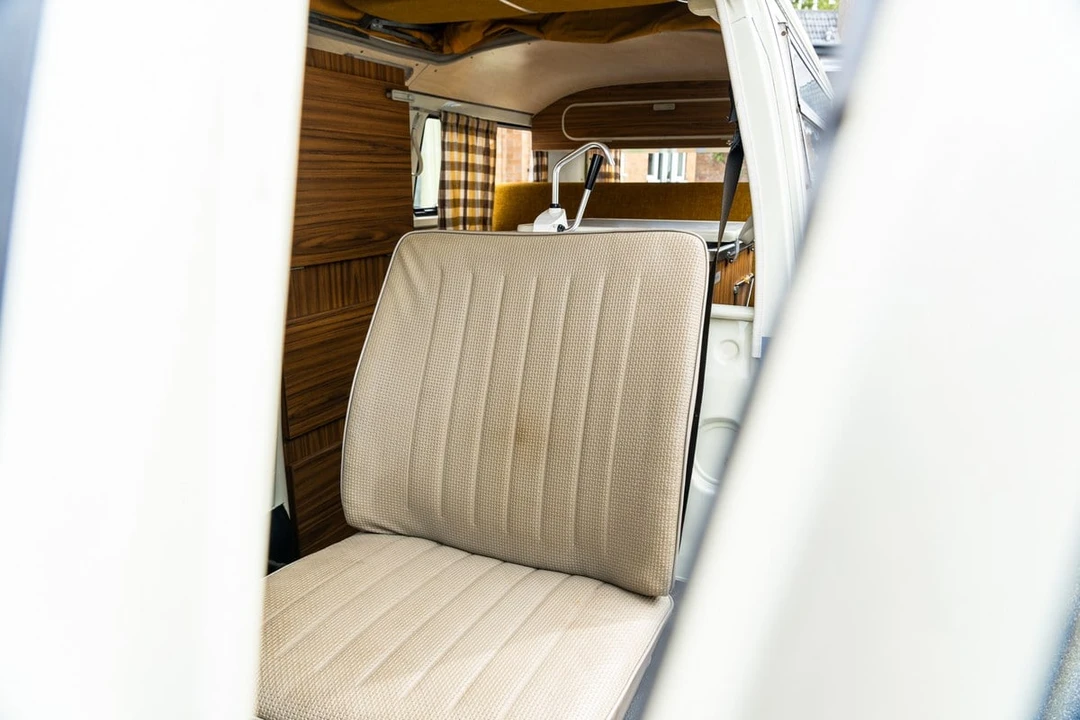 1973 Volkswagen Bay-Window Camper - Image 25 of 30