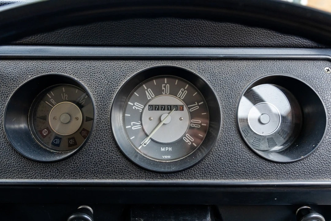1973 Volkswagen Bay-Window Camper - Image 15 of 30