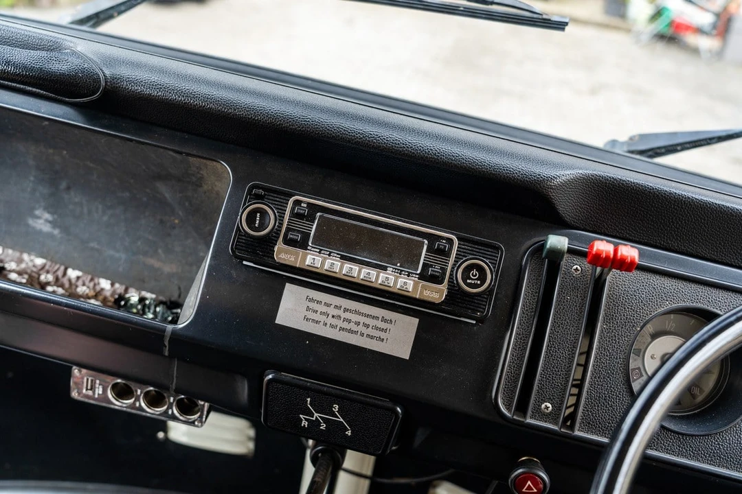 1973 Volkswagen Bay-Window Camper - Image 17 of 30