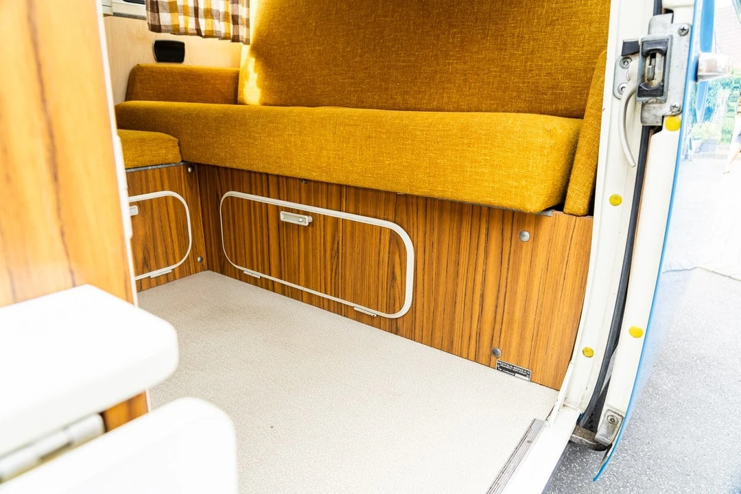 1973 Volkswagen Bay-Window Camper - Image 30 of 30