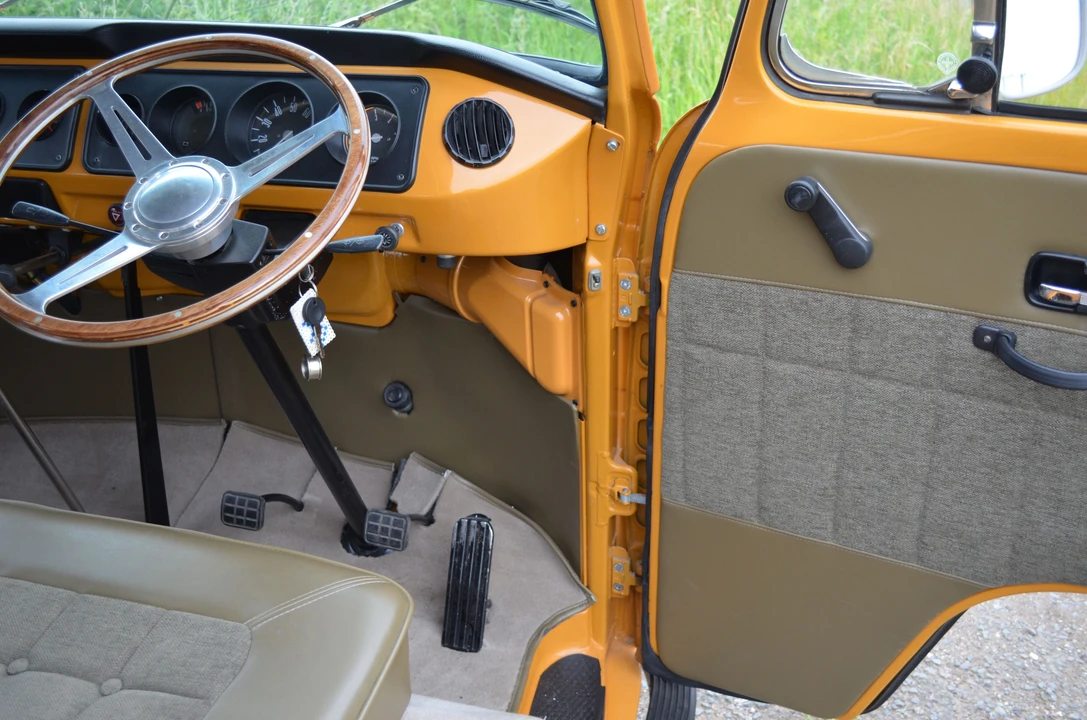 1973 Volkswagen Bay-Window Pickup - Image 10 of 31
