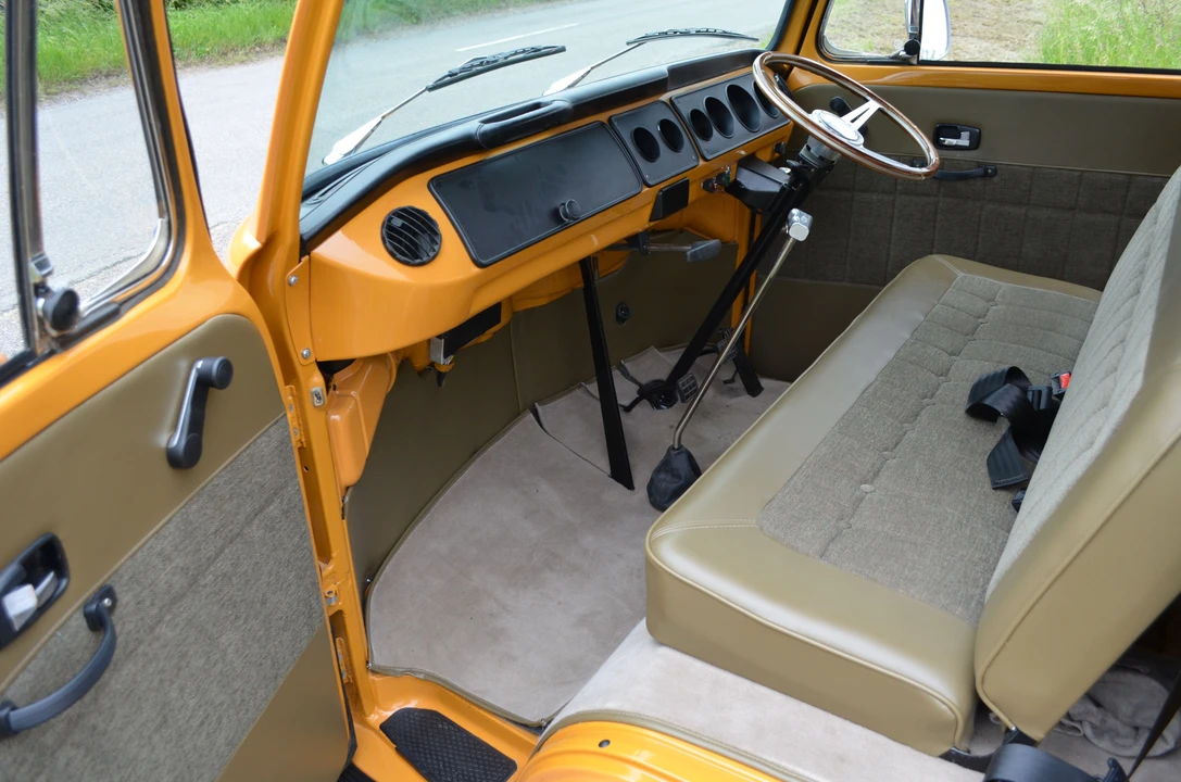 1973 Volkswagen Bay-Window Pickup - Image 18 of 31