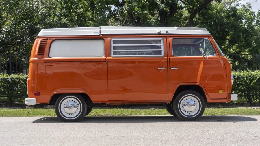 1973 Volkswagen Bay-Window Camper - Image 8 of 27
